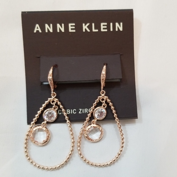 "NEW" Anne Klein Rose Gold Earrings - Picture 2 of 4